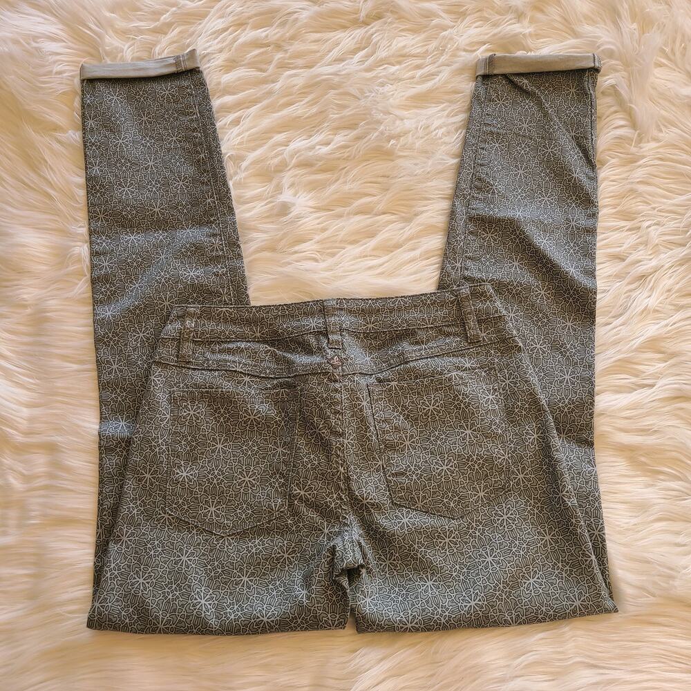 Prana Kara Jean Silver Spain Patterned Pant Size 2/26 EUC Roll Bottom Hiking - Picture 4 of 5